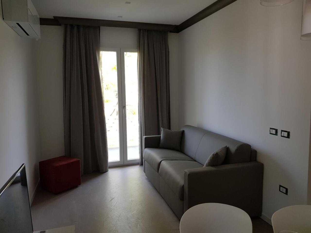 Venus Suites Cervia Exterior foto